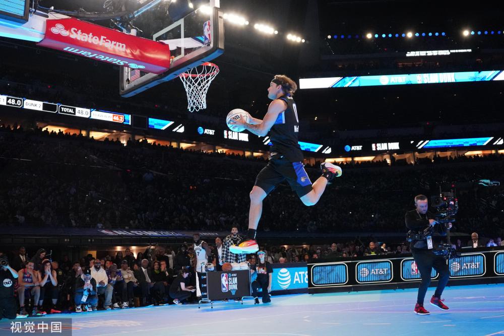 他的表现却 他的表现却