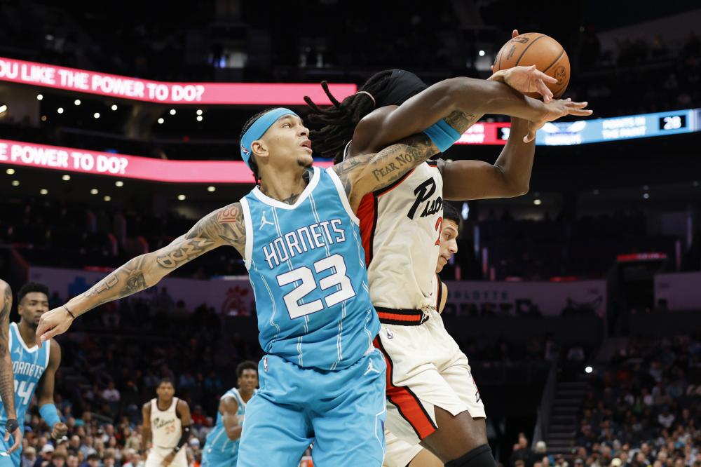 中前场的衔 中前场的衔