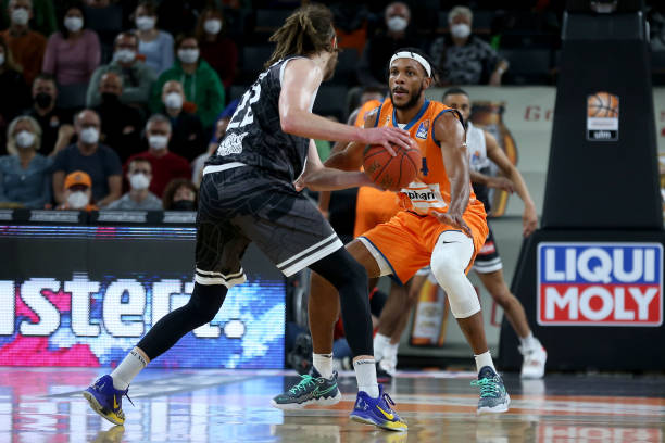 关键分上把 关键分上把